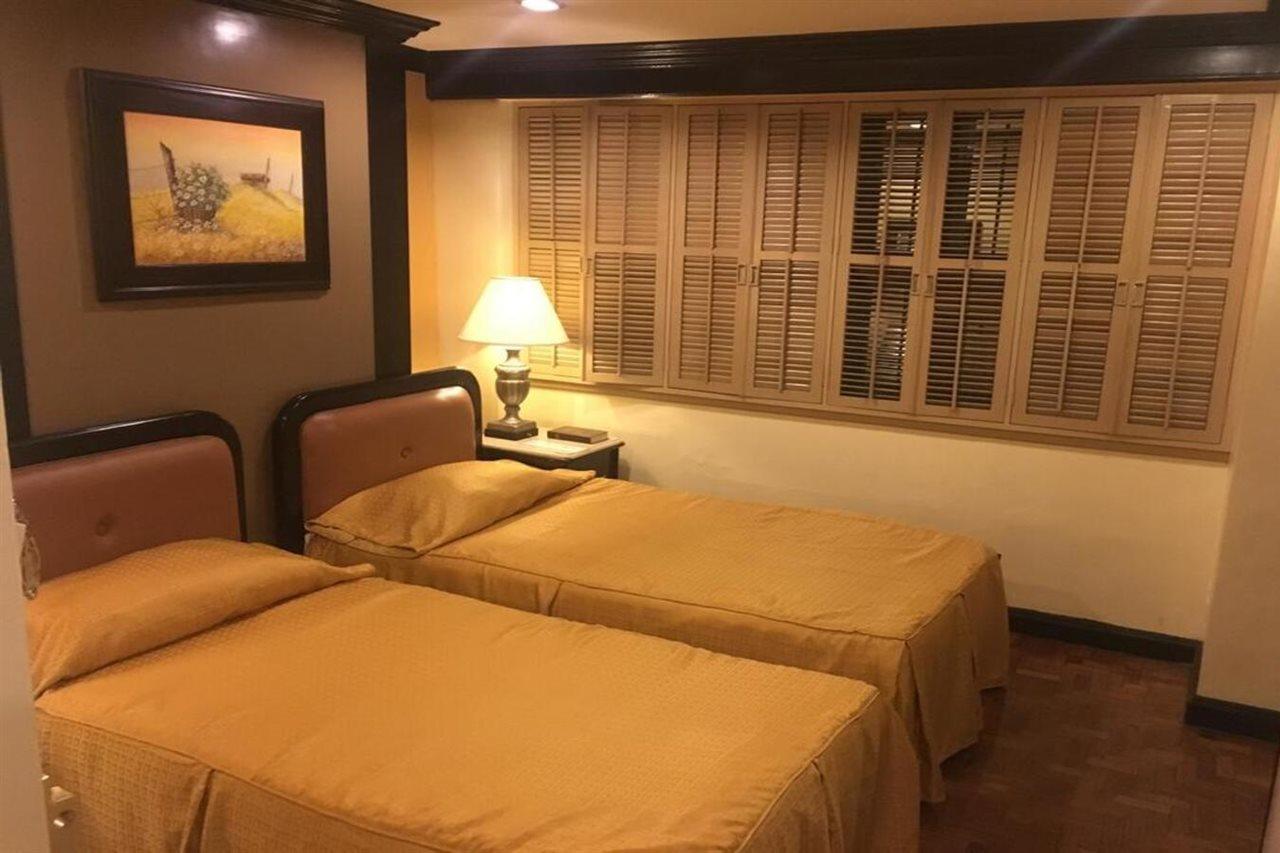 Lourdes Suites Makati City Kültér fotó