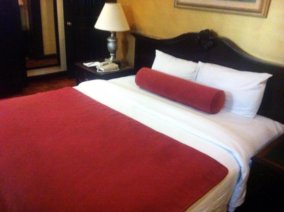 Lourdes Suites Makati City Kültér fotó